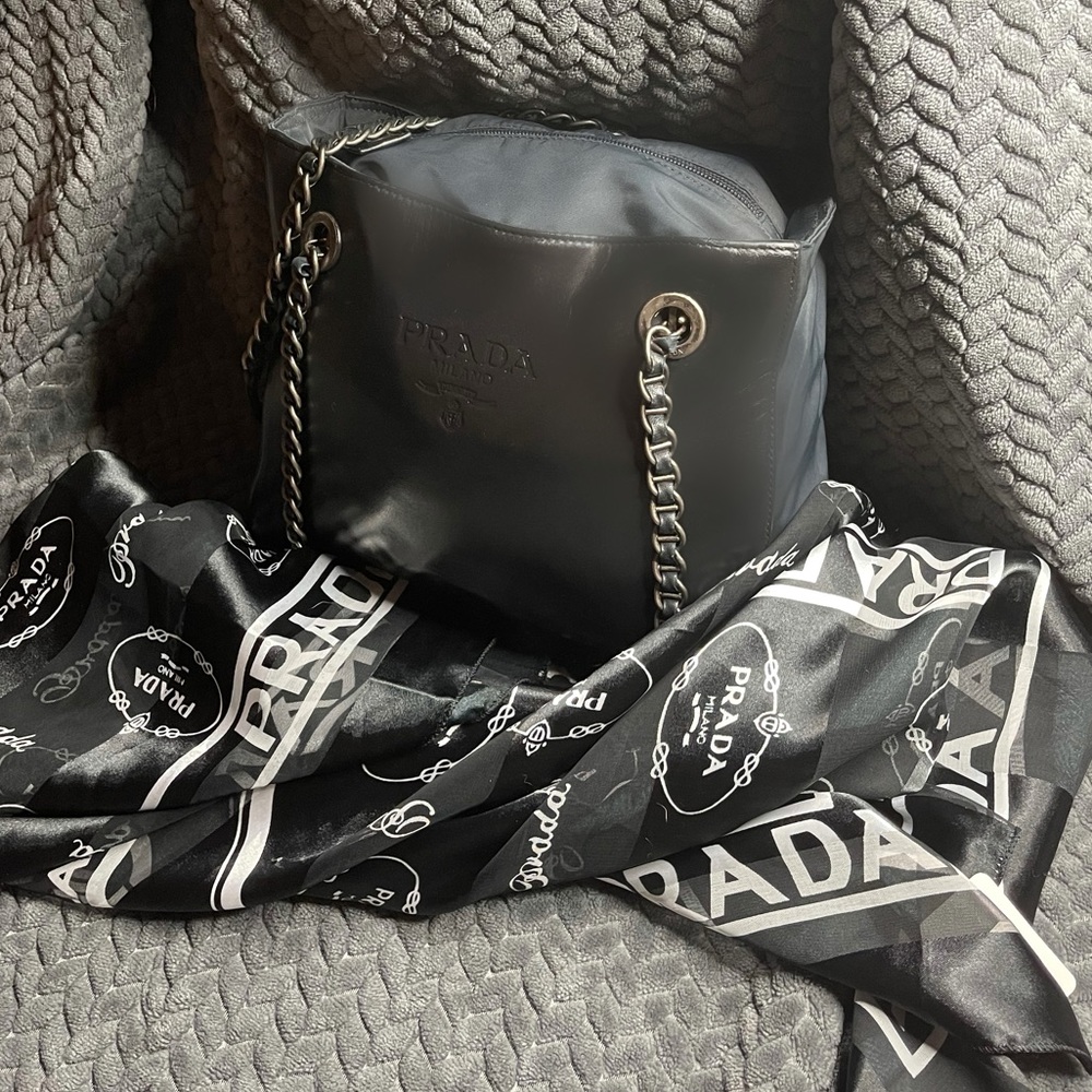 ❌ ⓈⓄⓁⒹ ❌ ✨ Prada Shoulder Bag ✨